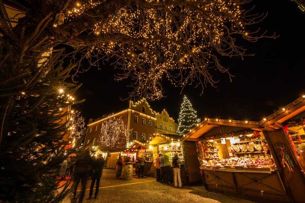 Christmas event at night