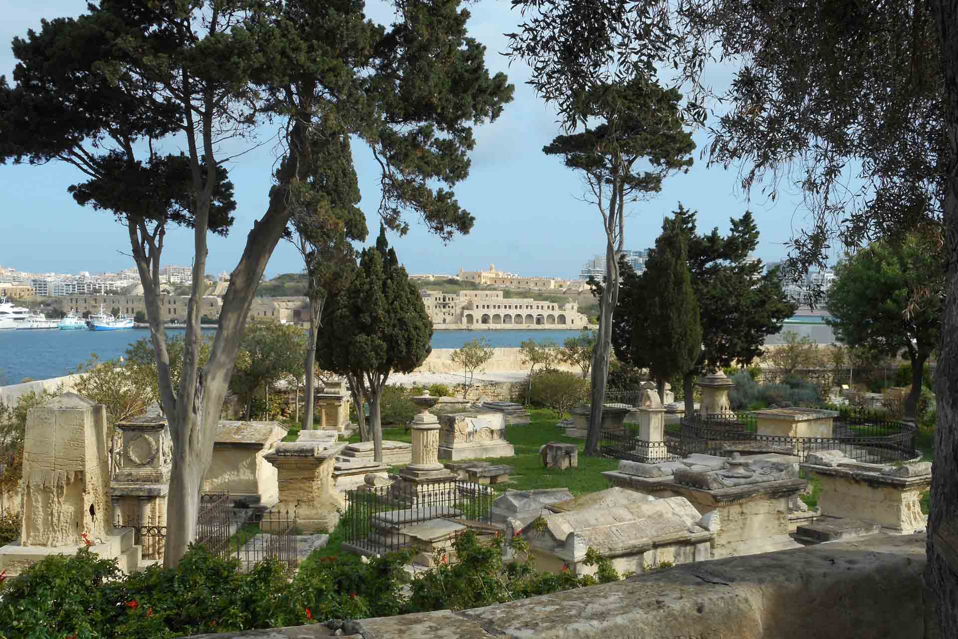 cemetery Msida Bastion Hirsotric Garden