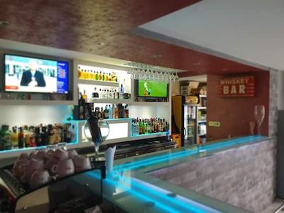 Qormi Hockey Club - Bar & Restaurant - Bars & Pubs
