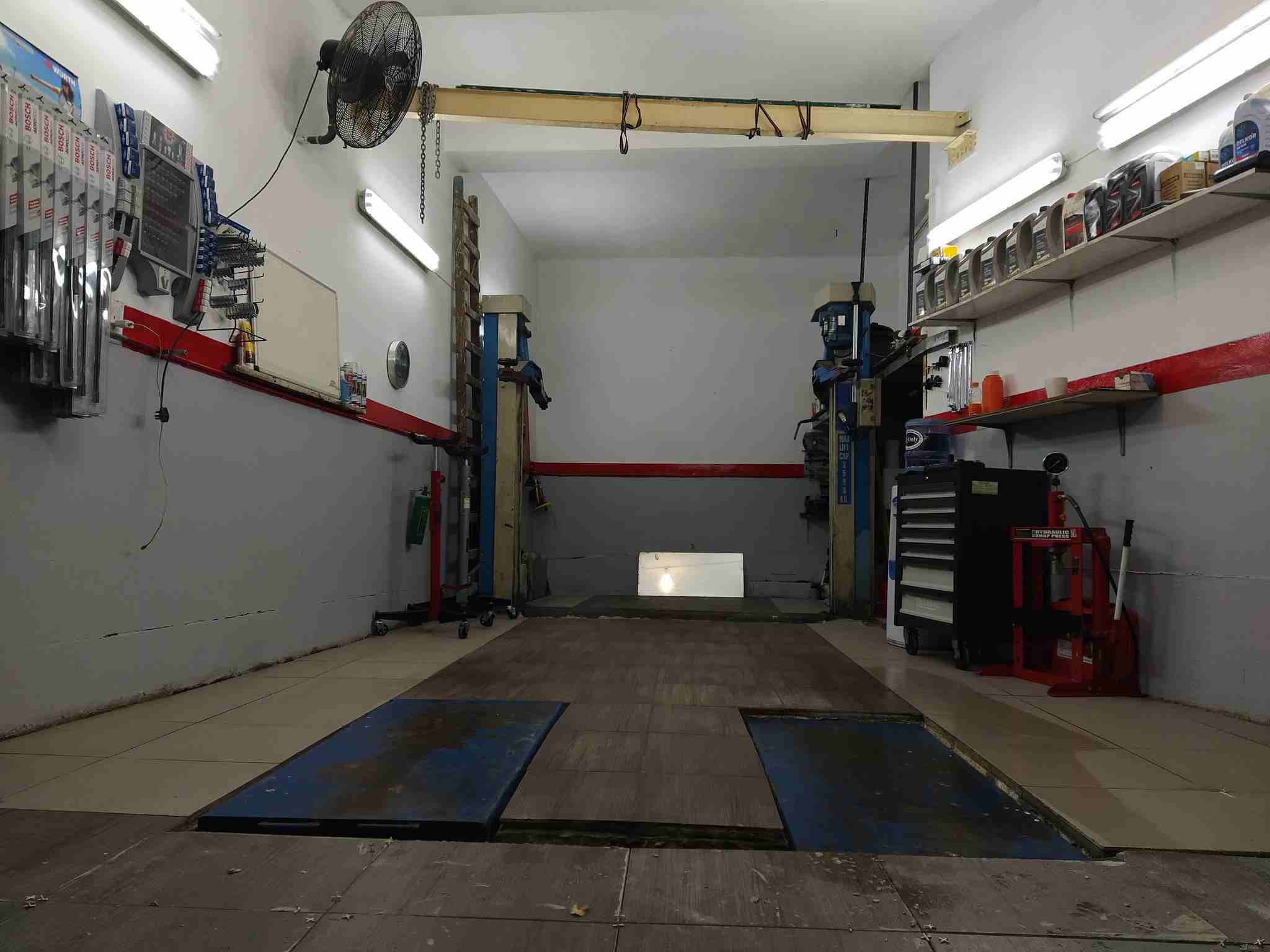Caballero Garage - Car Repairing & Service