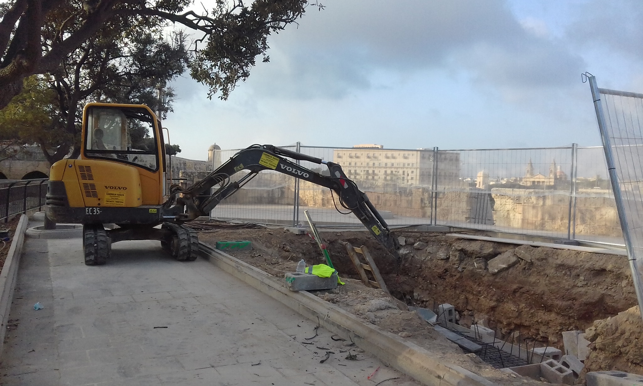 Carmelo Galea Contractors - Excavating Contractors